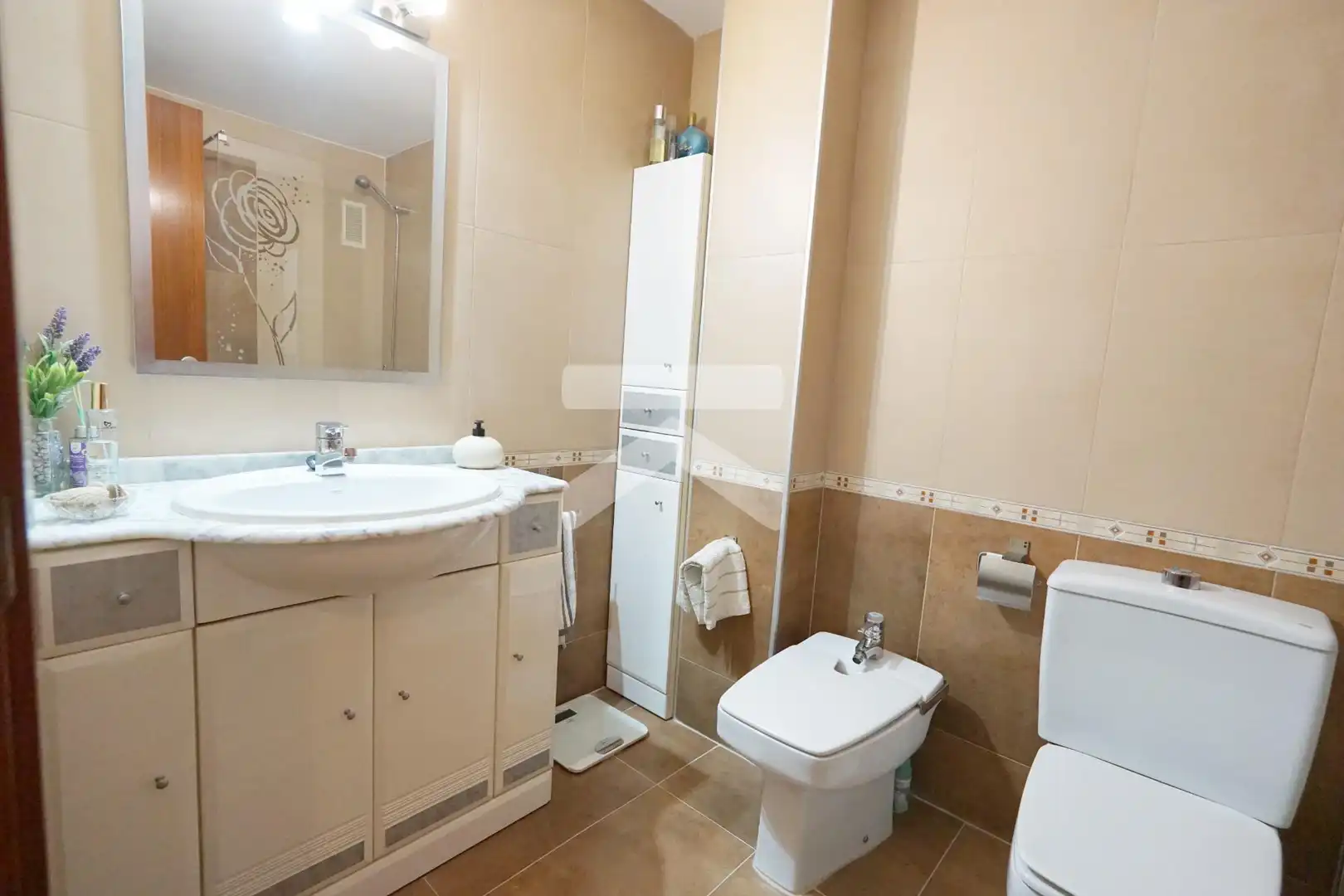 Baño de Piso en venta en Tarragona con Aire acondicionado, Calefacción y Balcón