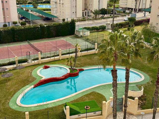 Apartamento en Alquiler en Agua Amarga - Urbanova