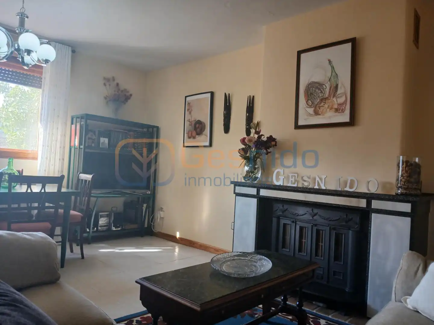 Sala de estar de Casa o chalet en venta en Aldealengua de Pedraza con Calefacción, Parquet y Terraza