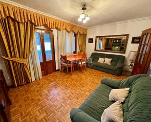 Sala d'estar de Pis en venda en  Madrid Capital amb Aire condicionat, Calefacció i Parquet