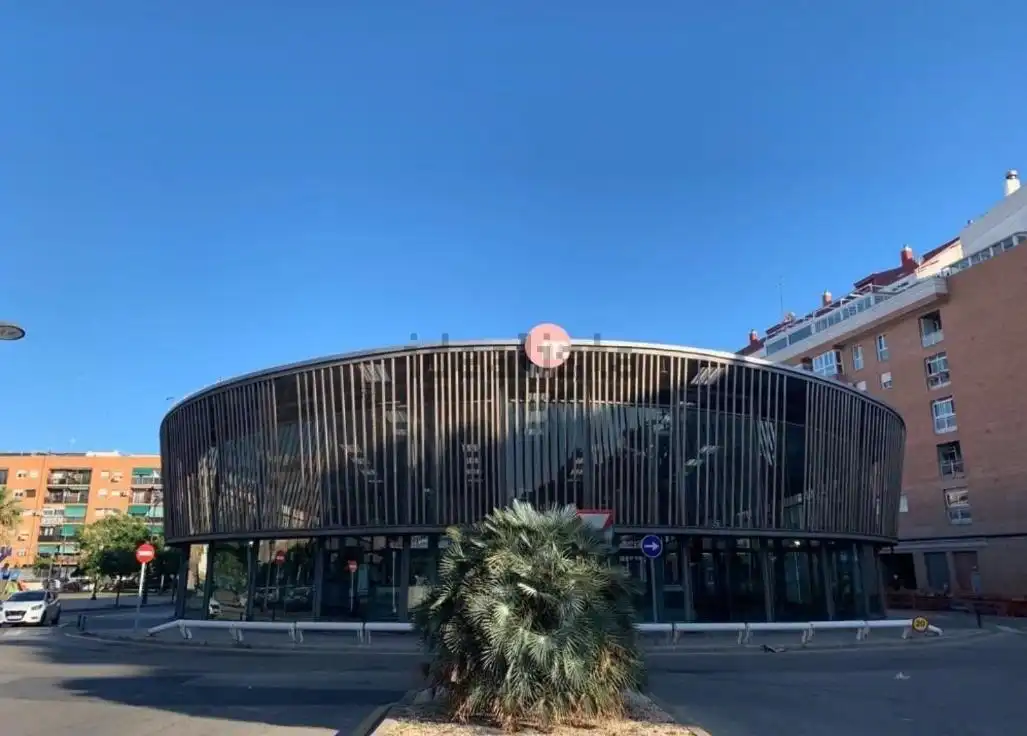 Vista exterior de Local de lloguer en Valencia