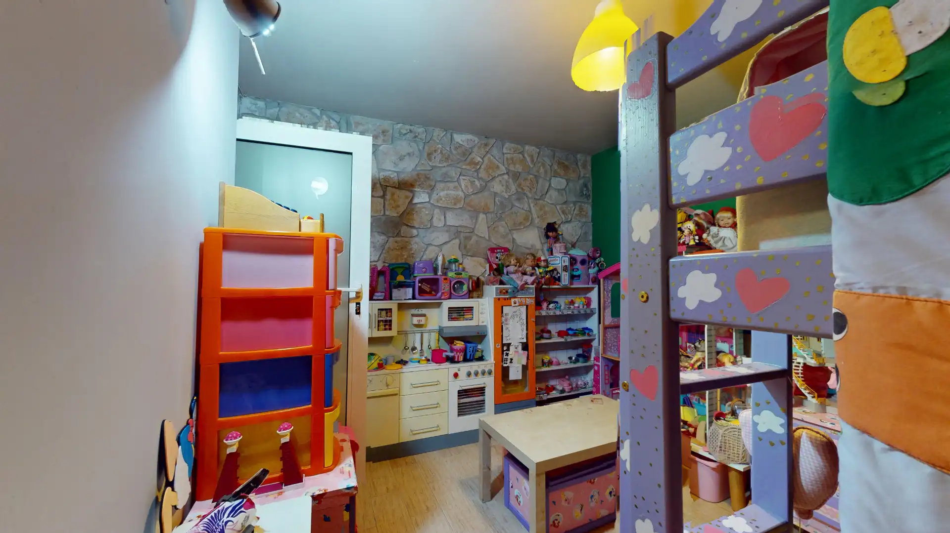 Dúplex en venta en Prades con Calefacción, Terraza y Horno