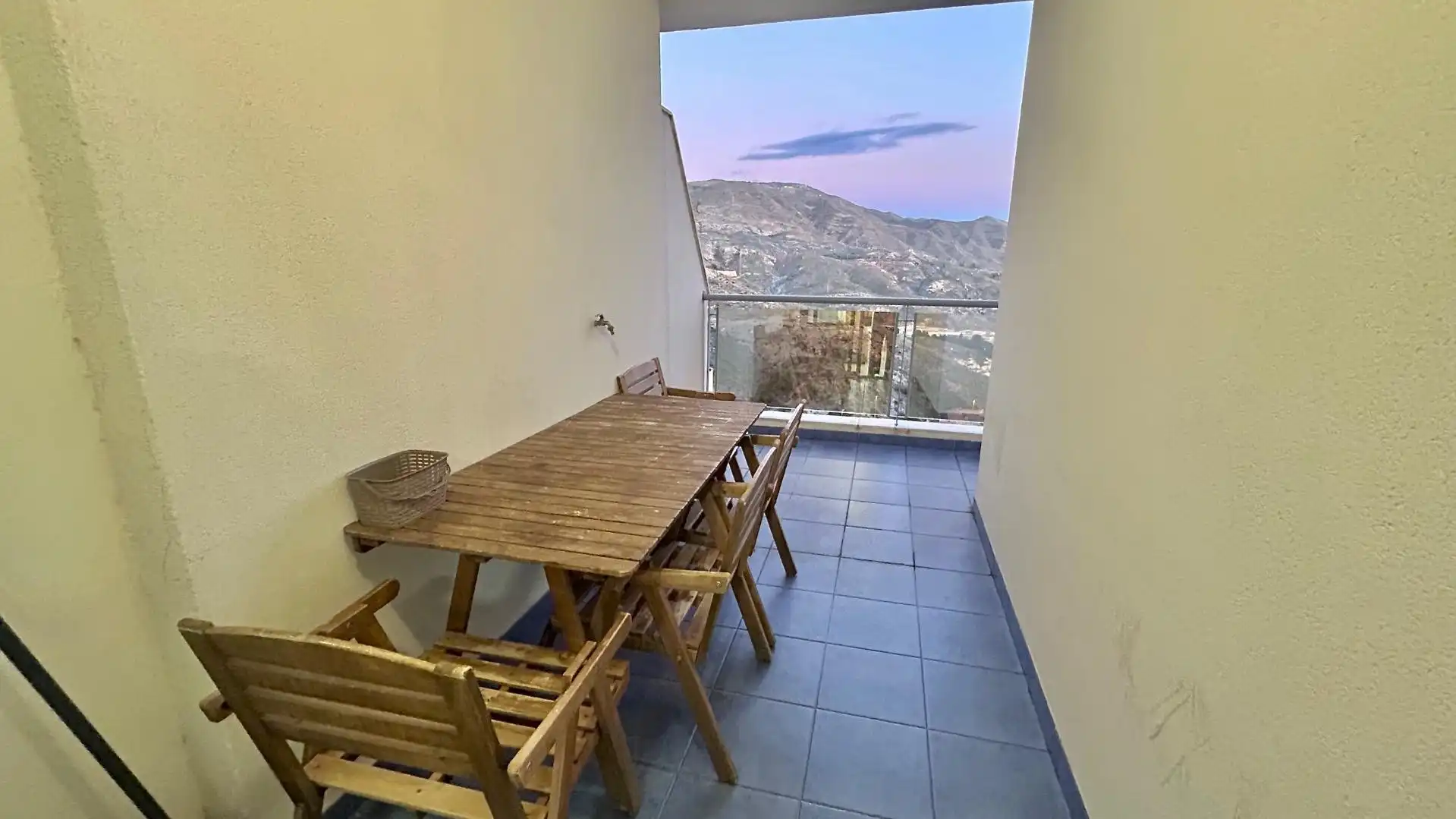 Appartamento con terrazza in vendita a Calle Calle de las Higueras, 95, imagen 4