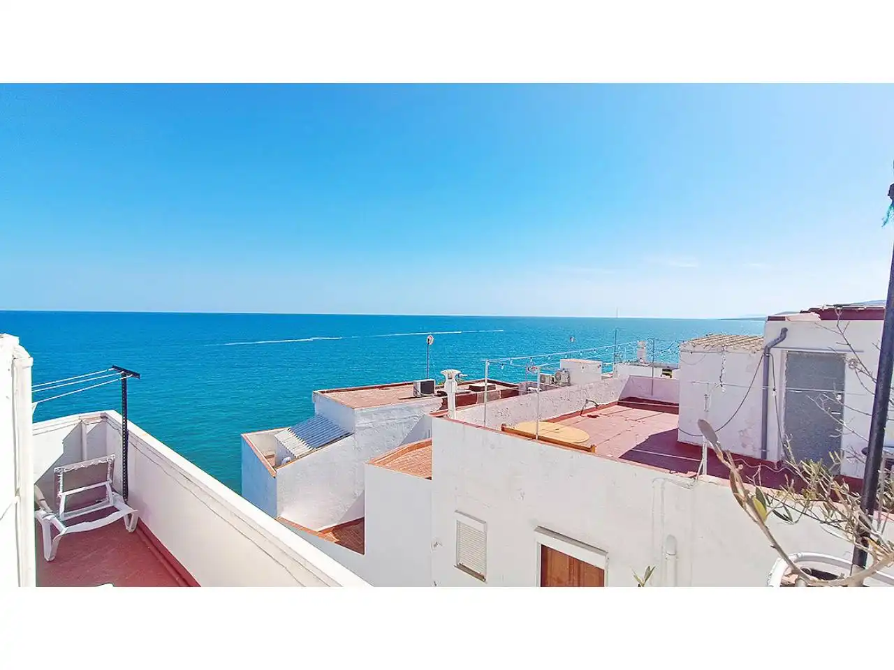 Vista exterior de Apartamento en venta en Peñíscola / Peníscola con Terraza, Amueblado y Balcón