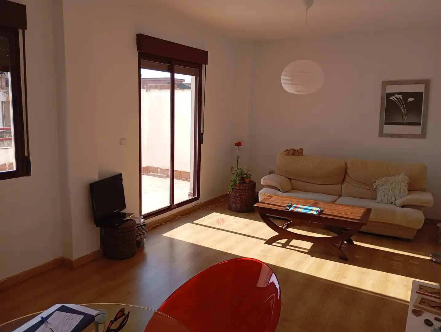 Sala d'estar de Àtic en venda en Churriana de la Vega amb Parquet i Terrassa