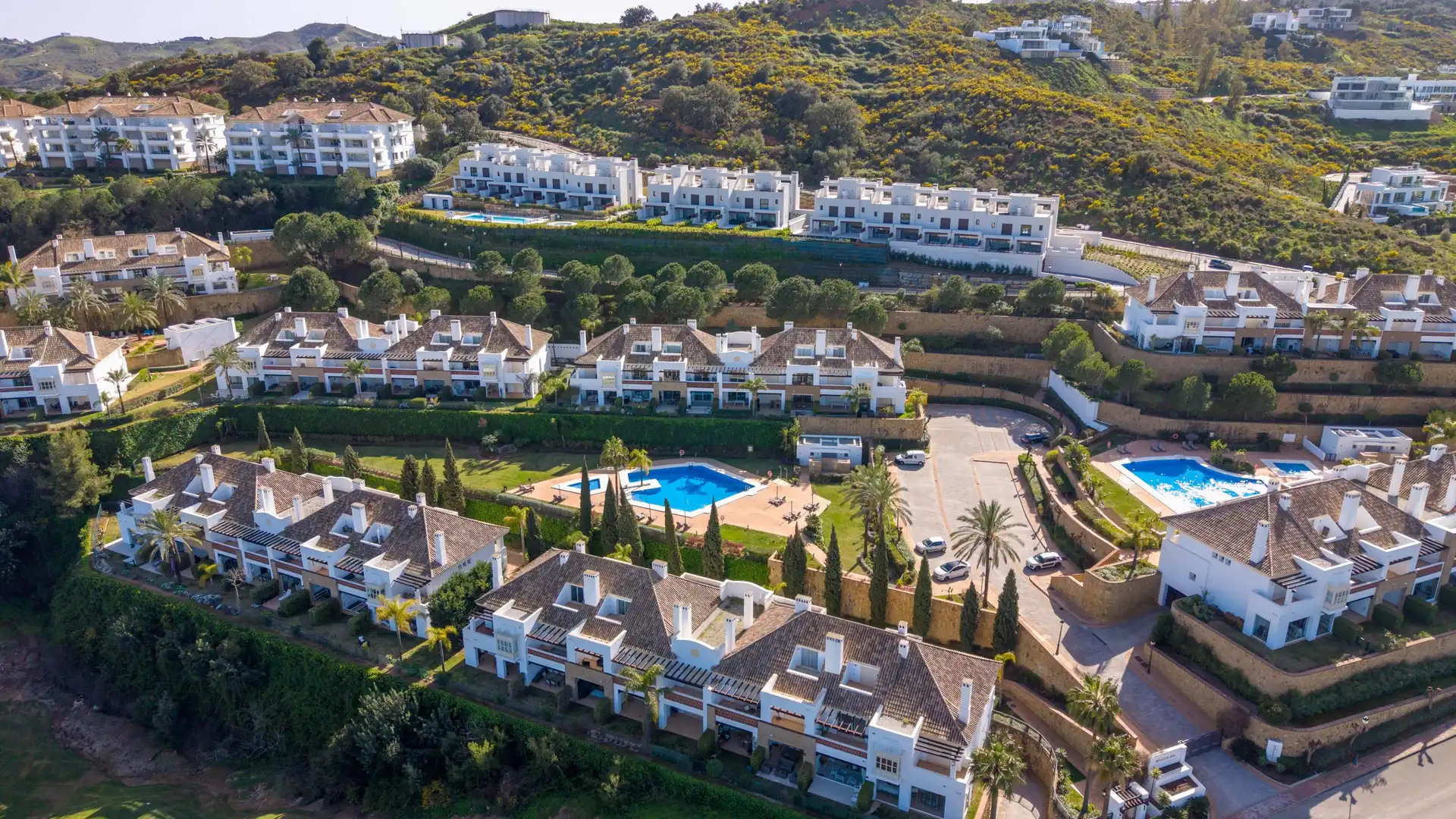 Exterior view of Single-family semi-detached for sale in  Madrid Capital  with Terrace