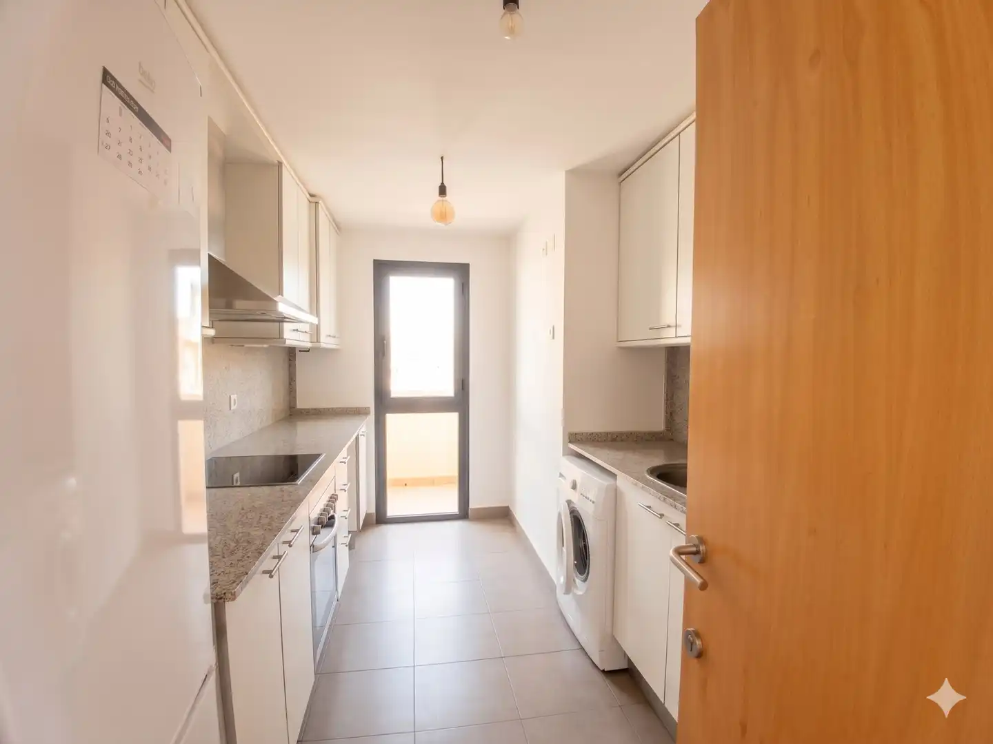 Küche von Wohnung zum Verkauf in Girona mit Klimaanlage, Heizung und Balkon