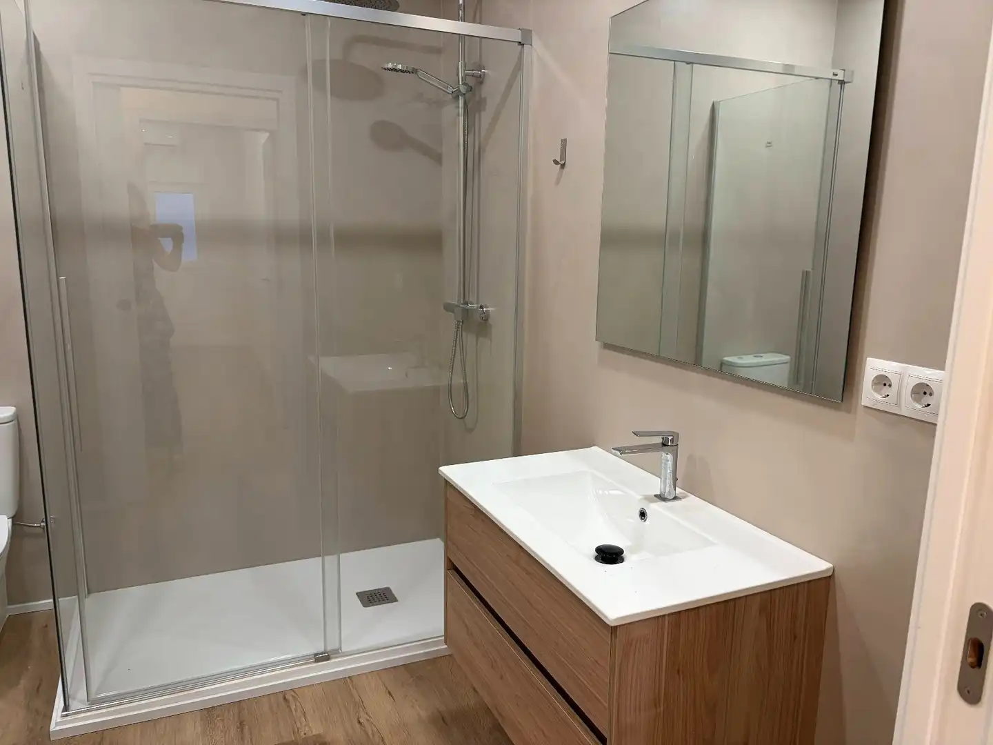 Baño de Oficina de alquiler en Ponent