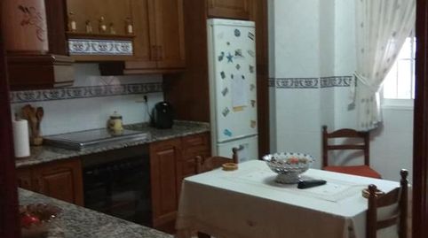 Foto 3 de Piso en venta en Calle las Torres, Torreperogil, Jaén