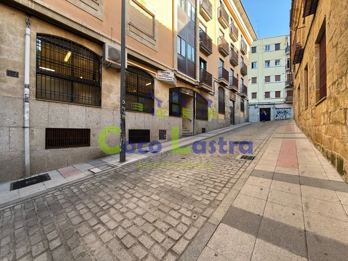 Business premises for sale in Calle Bretón, imagen 2