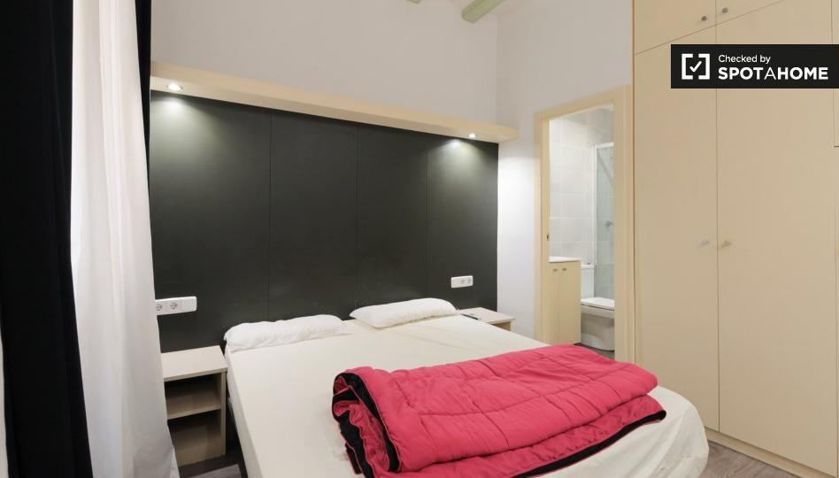 Foto 1 de Pis de lloguer a El Raval, Barcelona