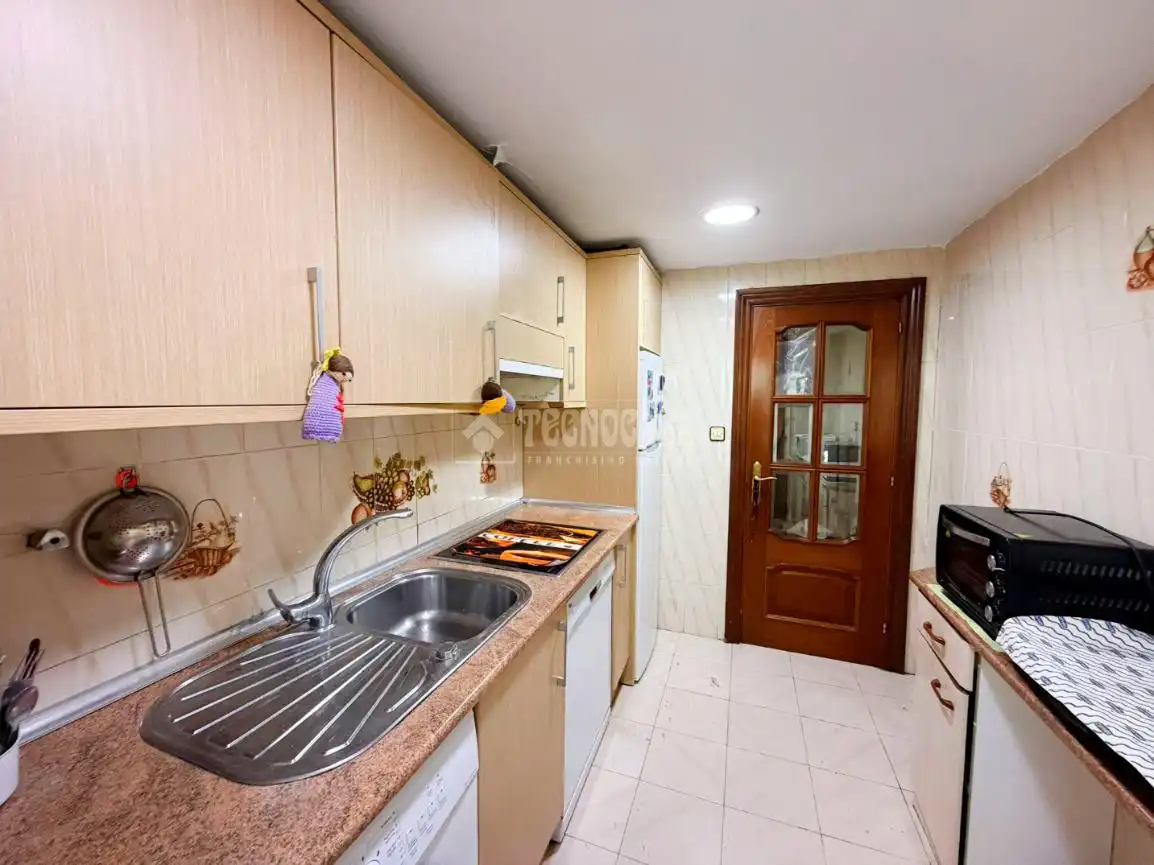 Kitchen of Flat for sale in Zaragoza  with Heating and Balcony