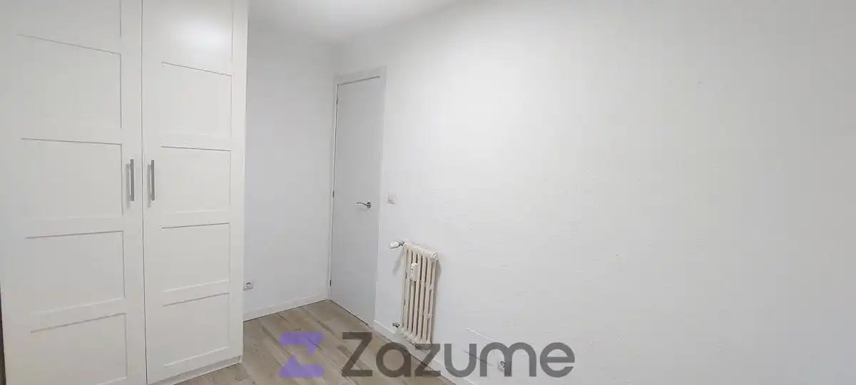 Habitación de Piso de alquiler en Madrid con Aire acondicionado, Calefacción y Horno