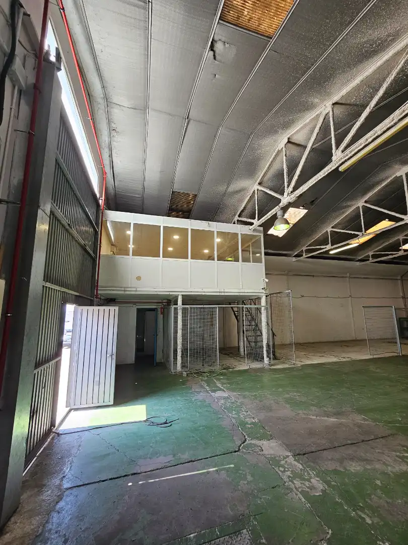 Nau industrial de lloguer en Granollers