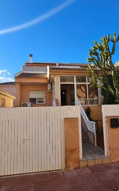 Exterior view of Country house for sale in Los Alcázares  with Terrace and Balcony