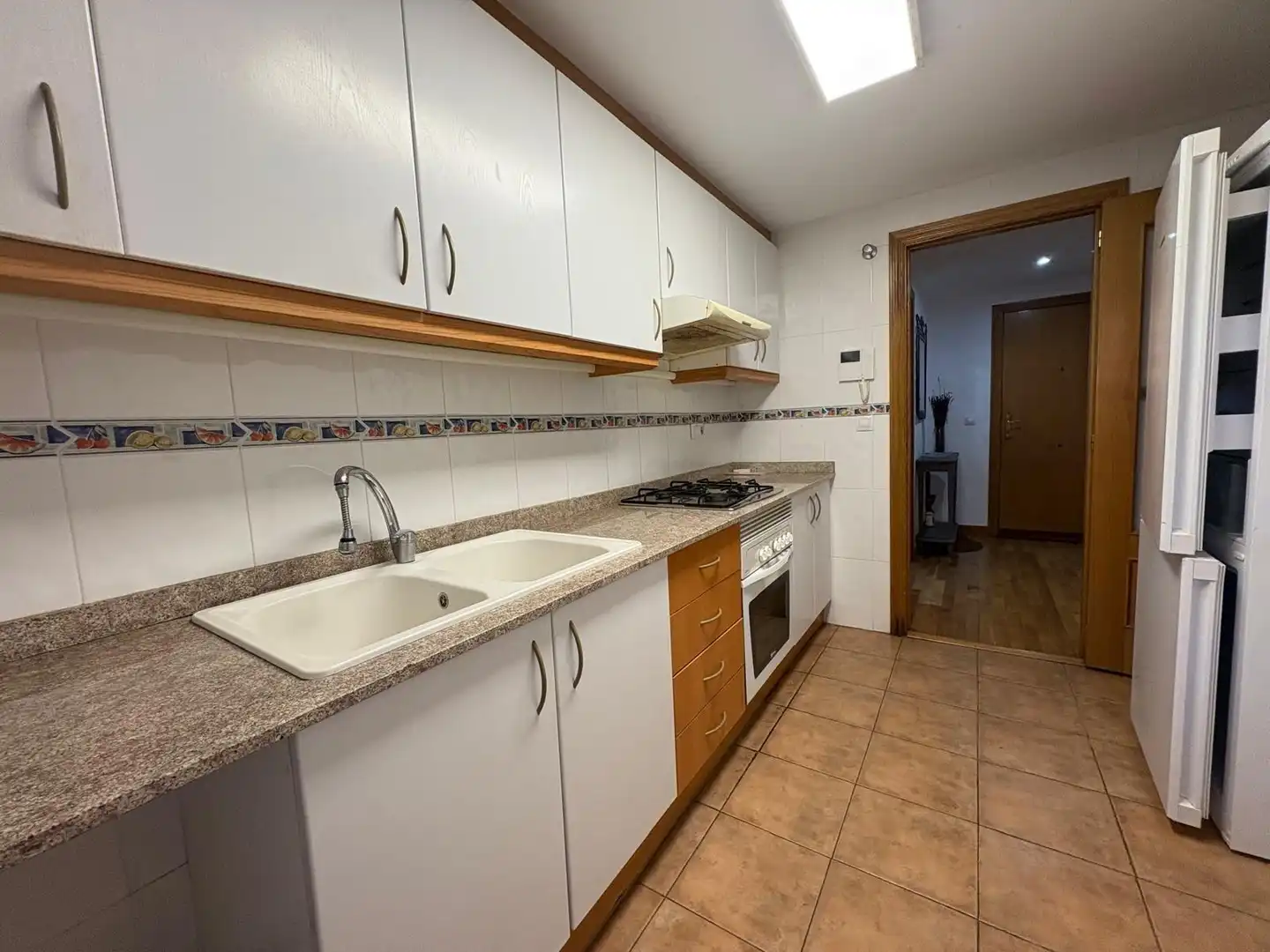Cocina de Piso en venta en Paterna con Parquet y Piscina comunitaria