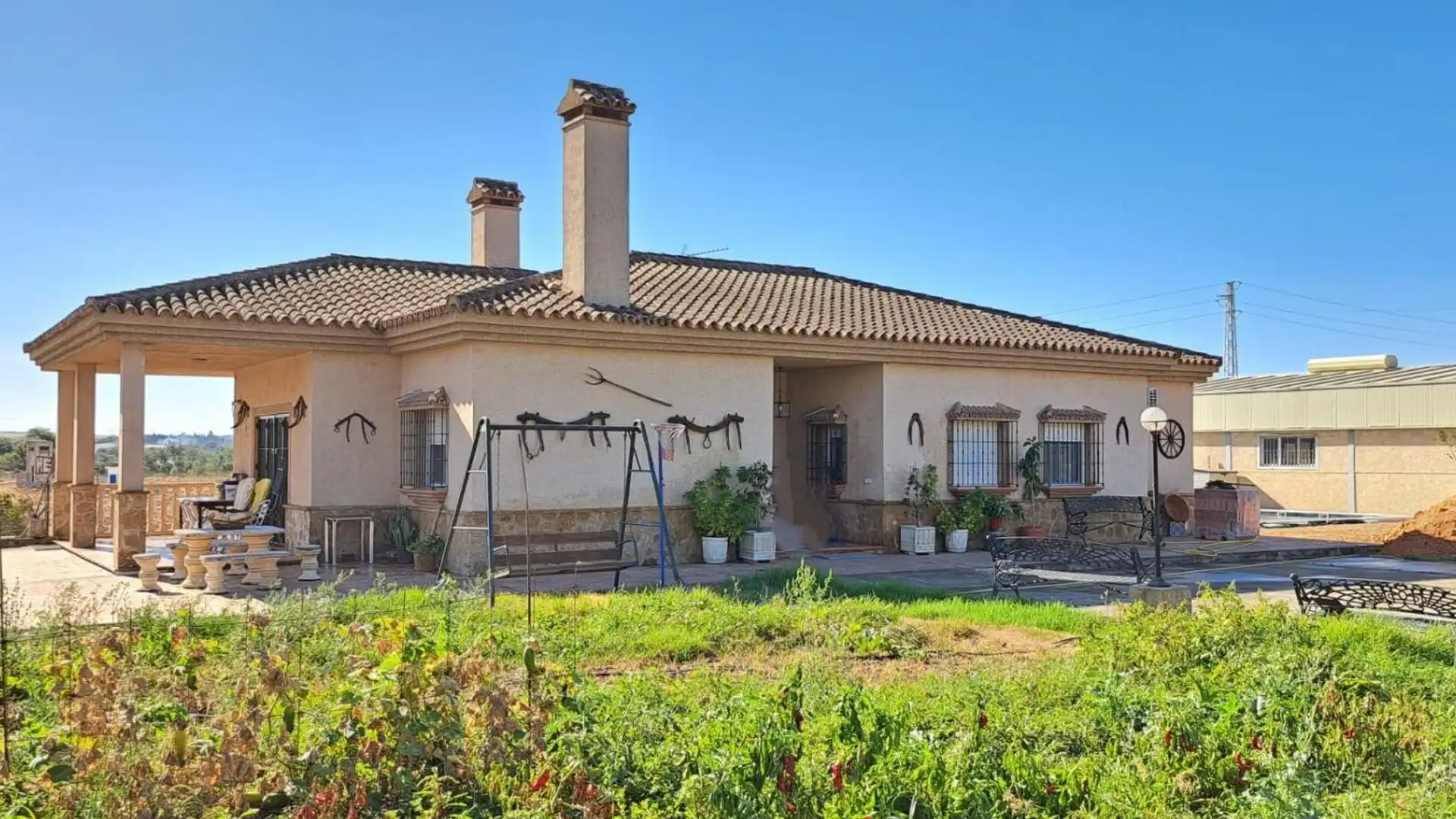 Vista exterior de Casa o chalet en venta en Jerez de la Frontera con Aire acondicionado, Jardín privado y Piscina