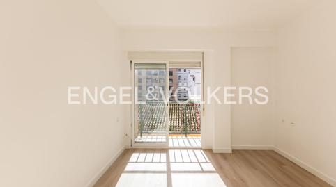 Foto 2 de Pis en venda a Carrer de Molina, Mont-Olivet,  Valencia Capital