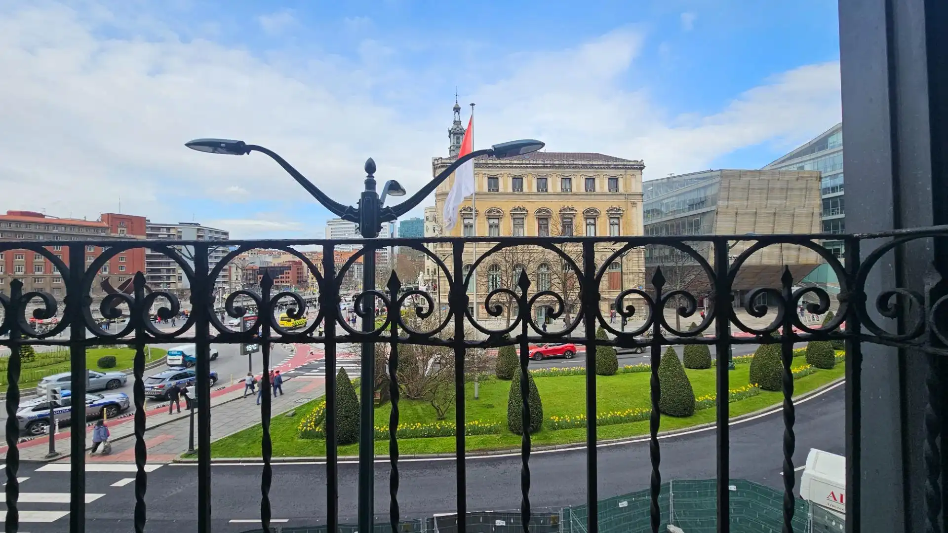 Vista exterior de Piso en venta en Bilbao  con Calefacción, Terraza y Balcón