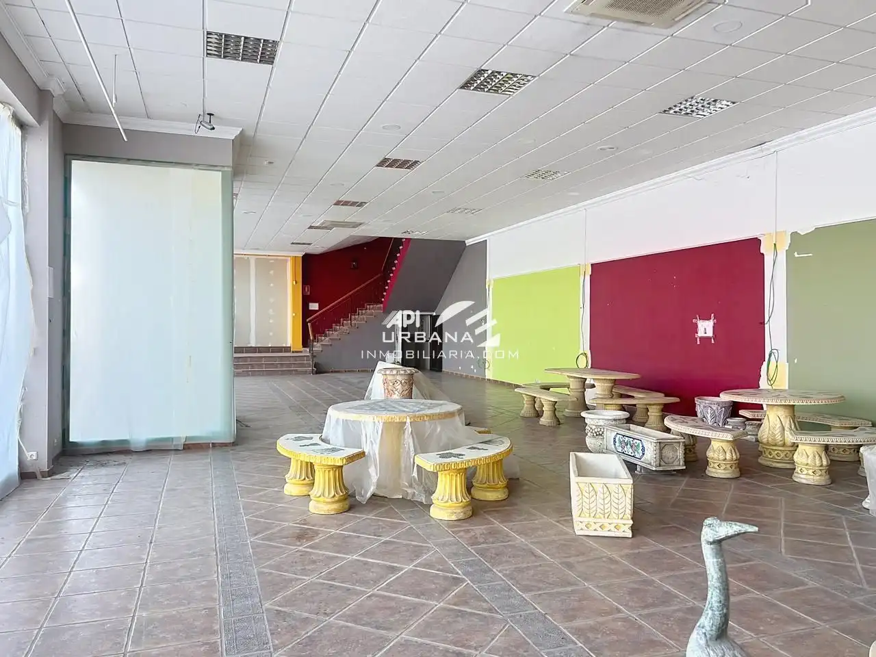 Fabrikhallen zur Miete in Lucena
