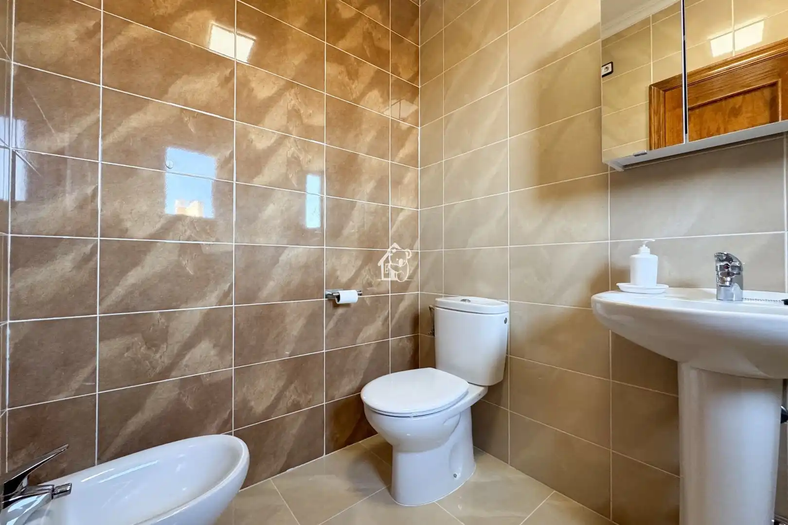 Bany de Casa o xalet de lloguer en San Miguel de Salinas amb Aire condicionat, Piscina i Moblat