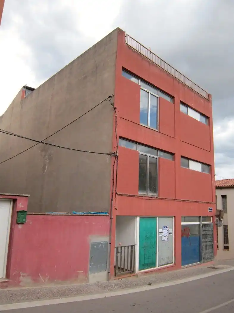 Vista exterior de Local en venda en Llagostera amb Aire condicionat i Calefacció