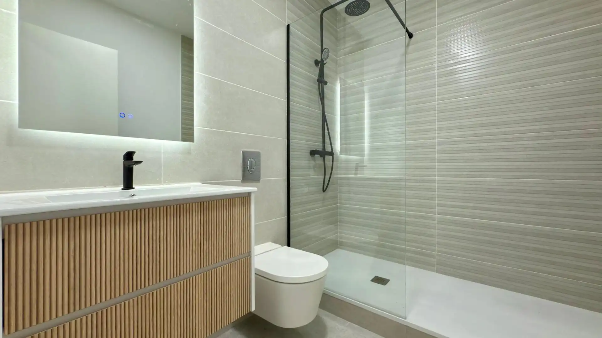 Baño de Casa o chalet en venta en Mutxamel con Aire acondicionado, Jardín privado y Trastero