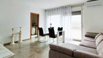 Living room of Planta baja for sale in Terrassa  with Air Conditioner, Heating and Terrace