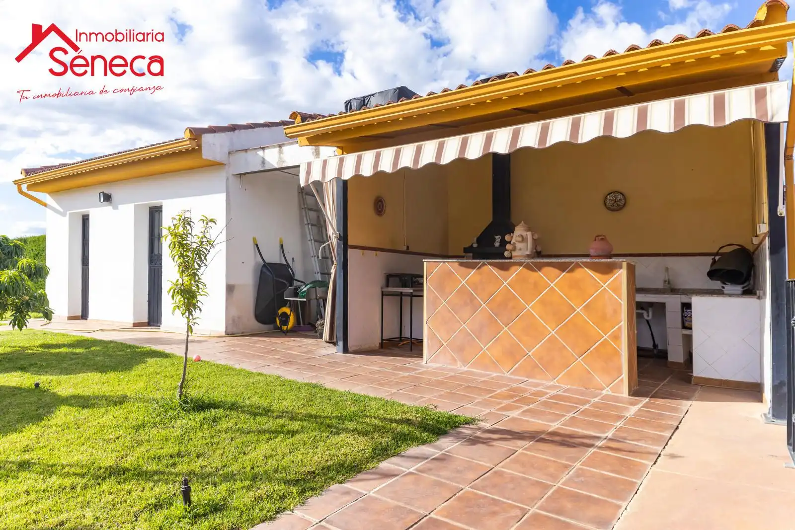 Terrace of Houses for sale in La Carlota  with Air Conditioner, Heating and Private garden