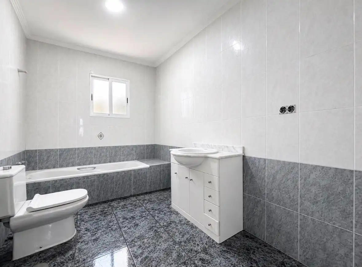 Bany de Casa o xalet en venda en Orihuela