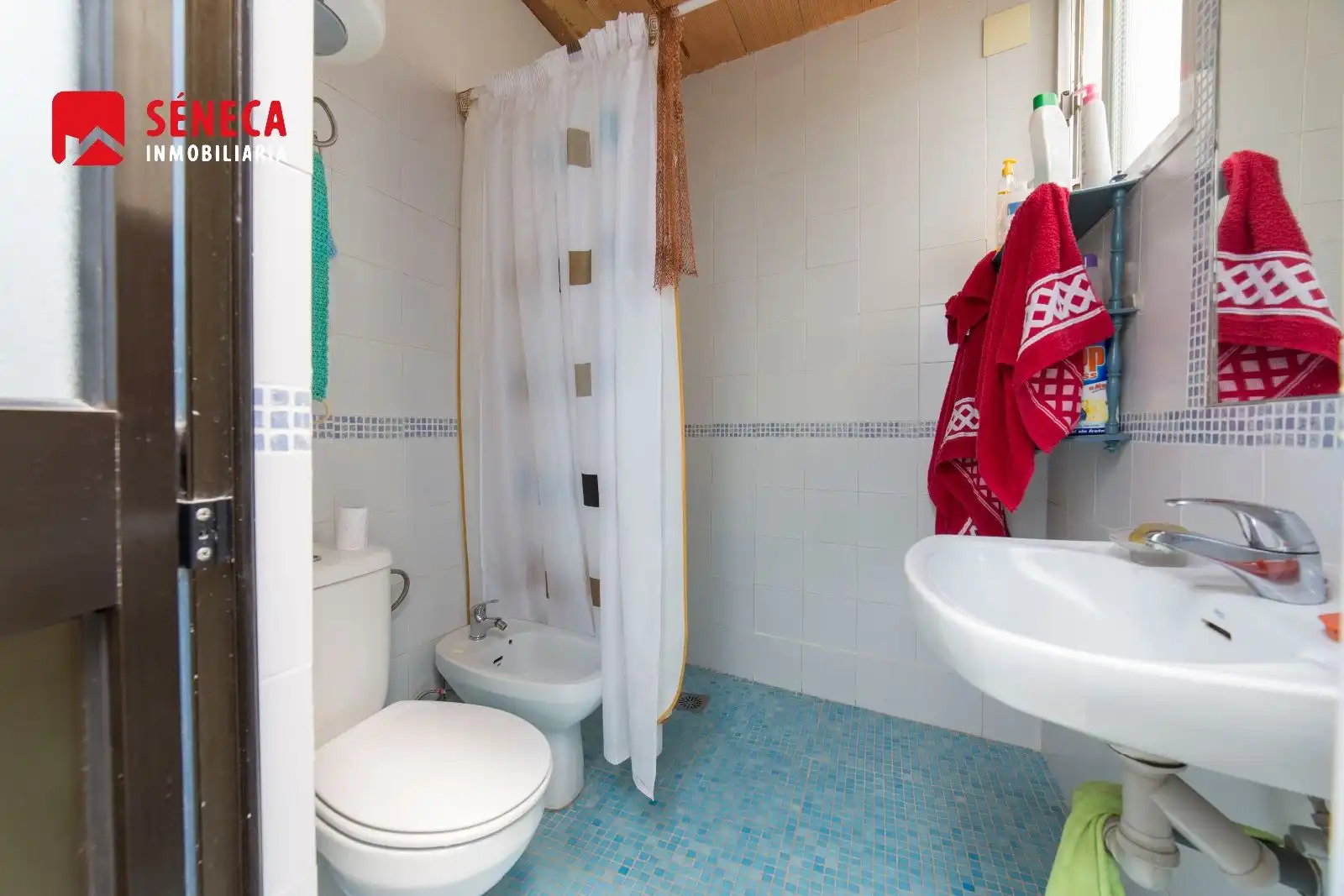 Badezimmer von Haus oder Chalet zum Verkauf in Córdoba mit Klimaanlage, Heizung und Terrasse