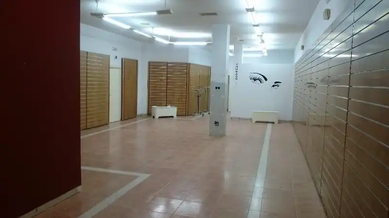 Gewerbefläche zur Miete in Miralvalle - Av. Virgen del Puerto - La Data, imagen 3