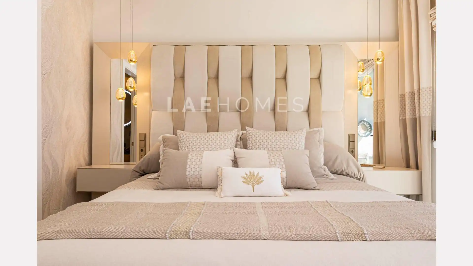 Schlafzimmer von Dachboden zum Verkauf in Marbella mit Klimaanlage, Heizung und Terrasse