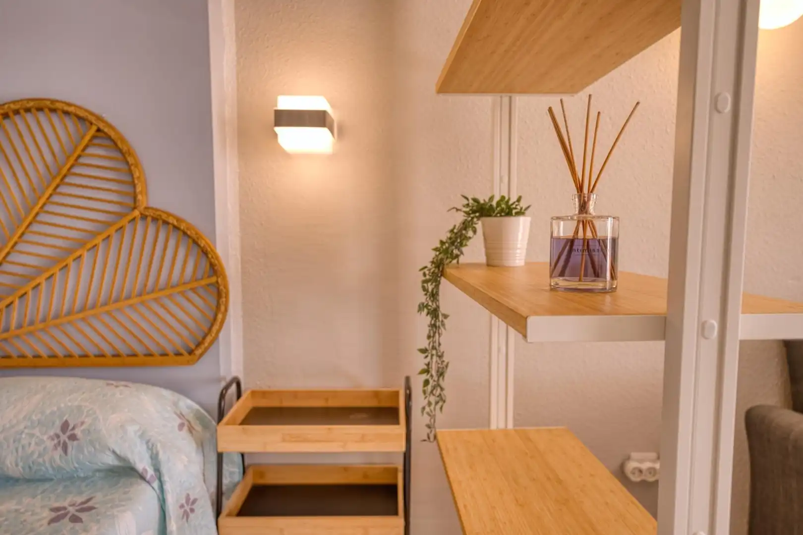 Estudio de alquiler en Calle Países Bajos, San Eugenio Alto