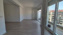 Living room of Flat for sale in Vigo   with Balcony