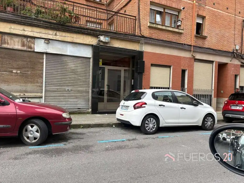Außenansicht von Geschaftsraum zum Verkauf in Barakaldo 