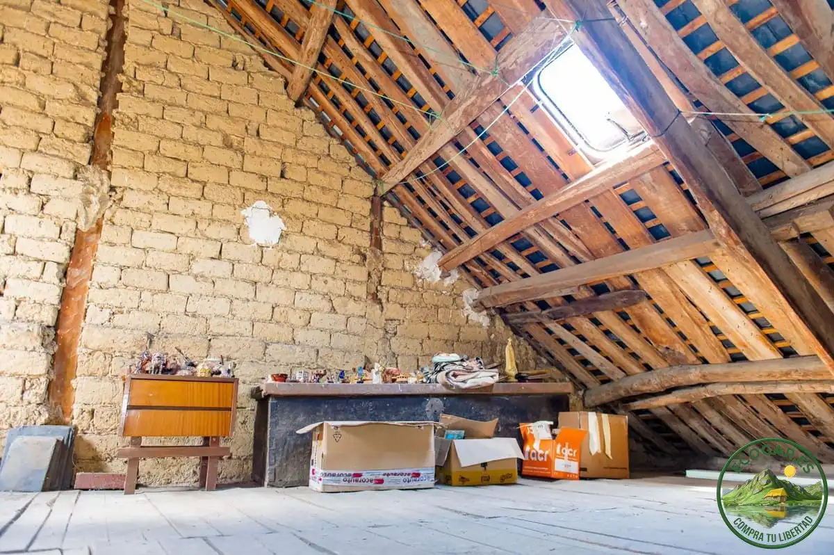 Casa o xalet en venda en Congosto amb Moblat