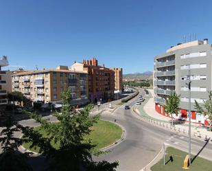 Vista exterior de Pis de lloguer en  Huesca Capital