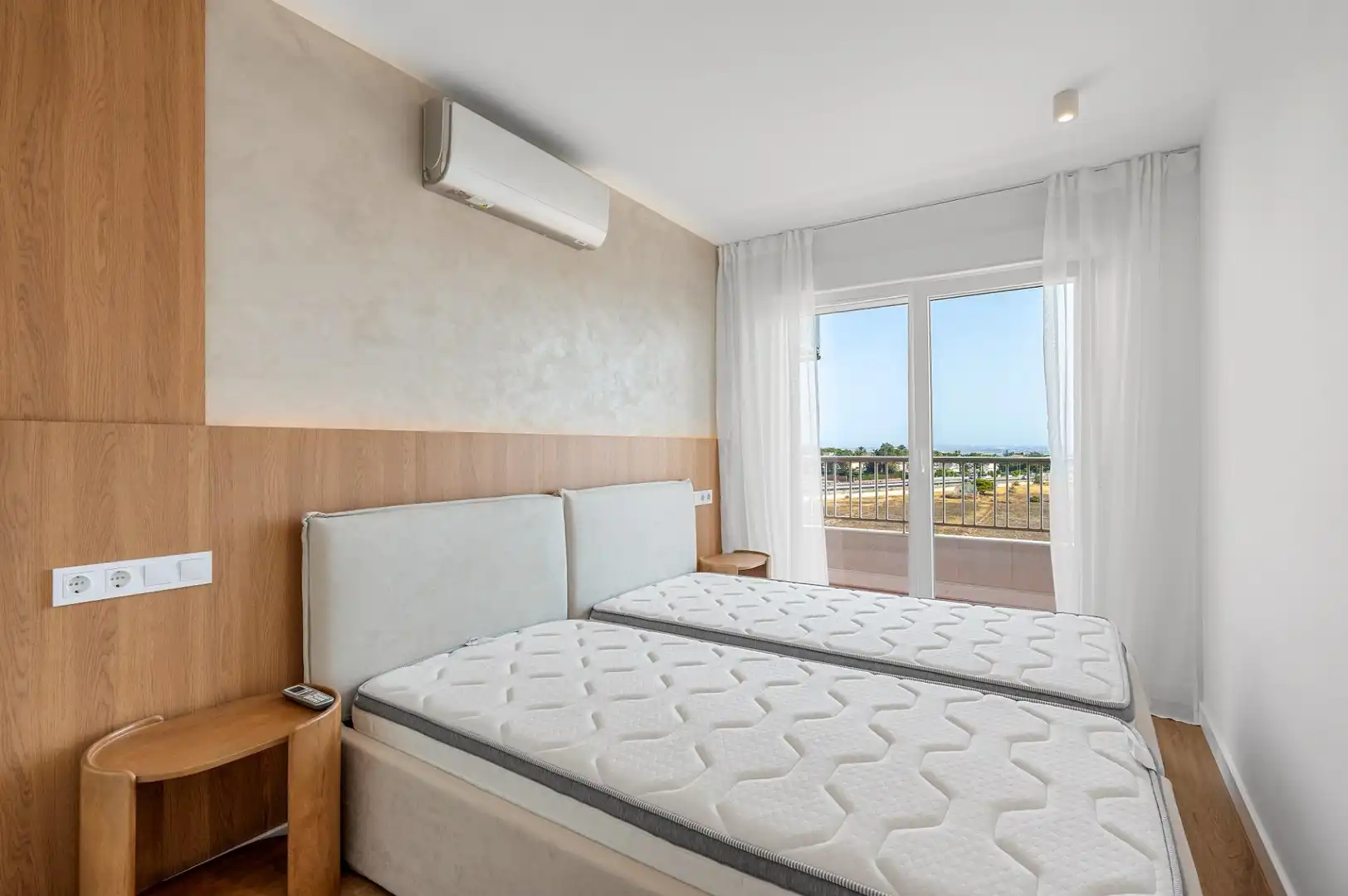 Habitación de Piso en venta en Torrevieja con Terraza, Piscina y Piscina comunitaria