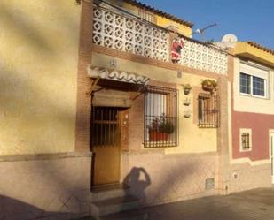 Vista exterior de Casa adosada en venda en Cartagena