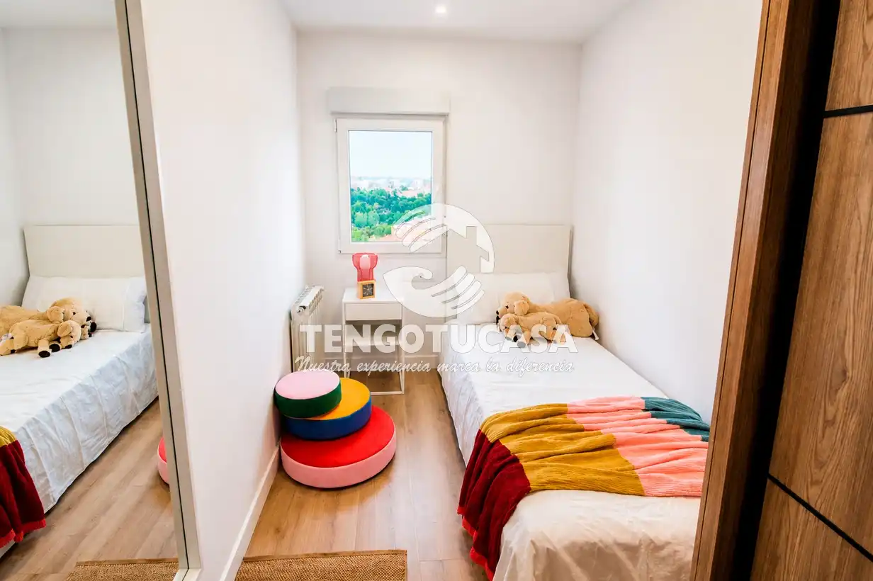 Schlafzimmer von Wohnung zum Verkauf in Madrid mit Klimaanlage, Heizung und Parkett