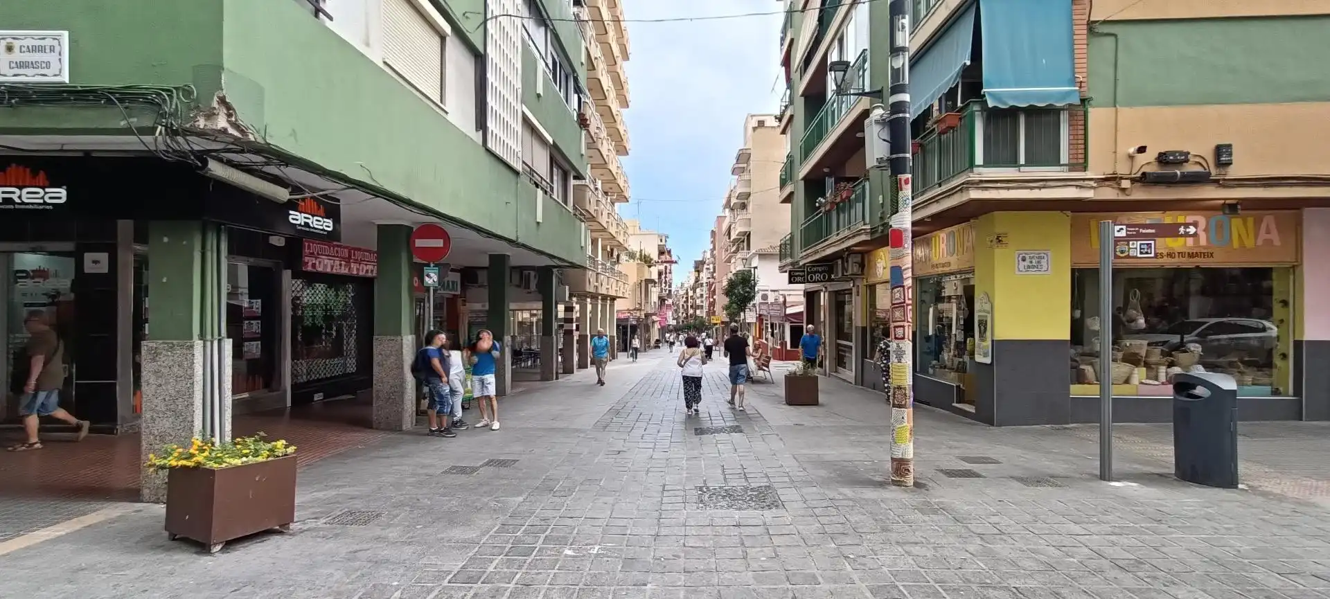 Vista exterior de Pis en venda en Benidorm amb Terrassa i Moblat