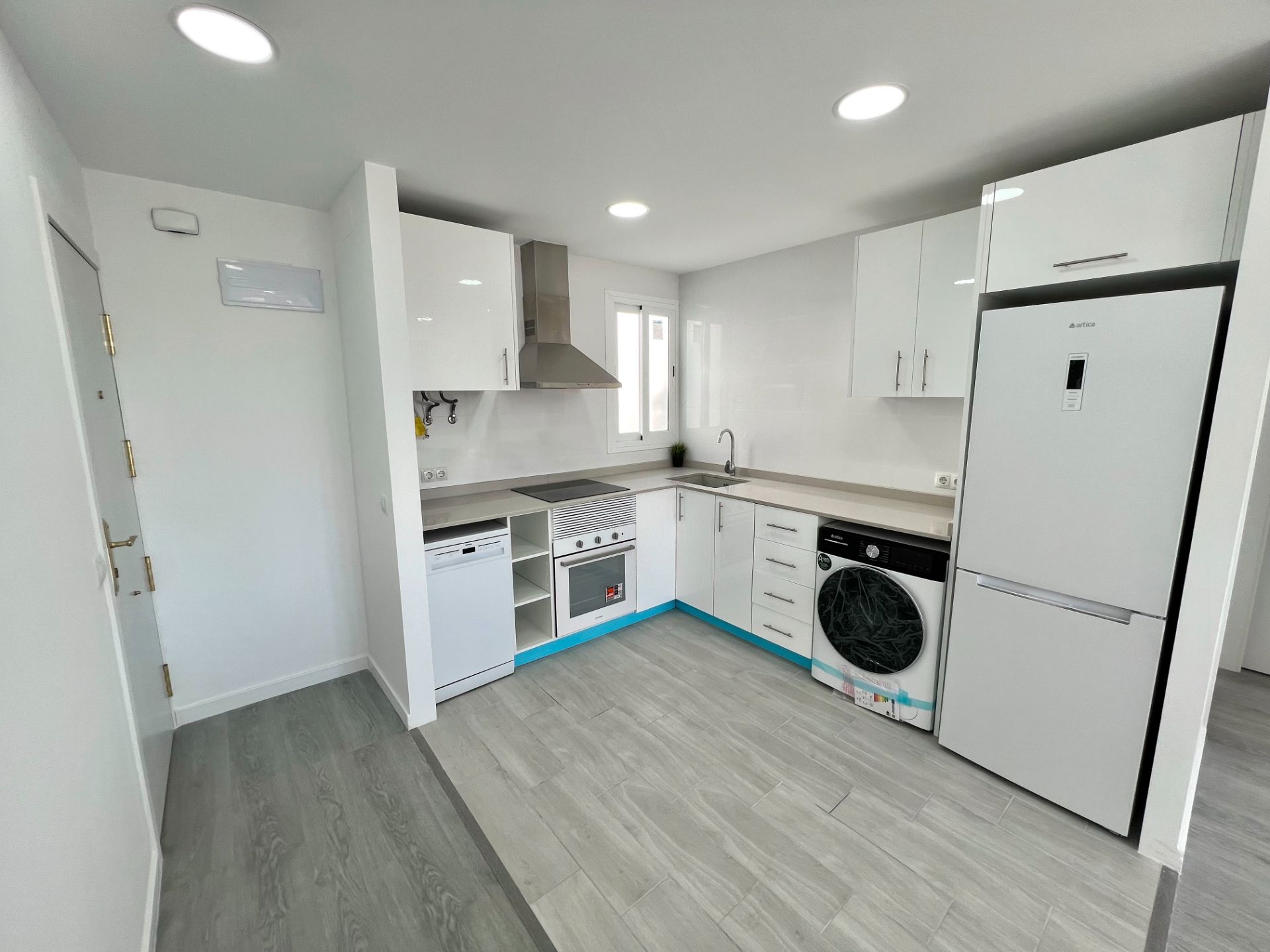 Cuina de Pis de lloguer en  Valencia Capital amb Moblat