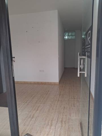 Local comercial en Alquiler en Las Atalayas - Urmi - Cerro de Mar