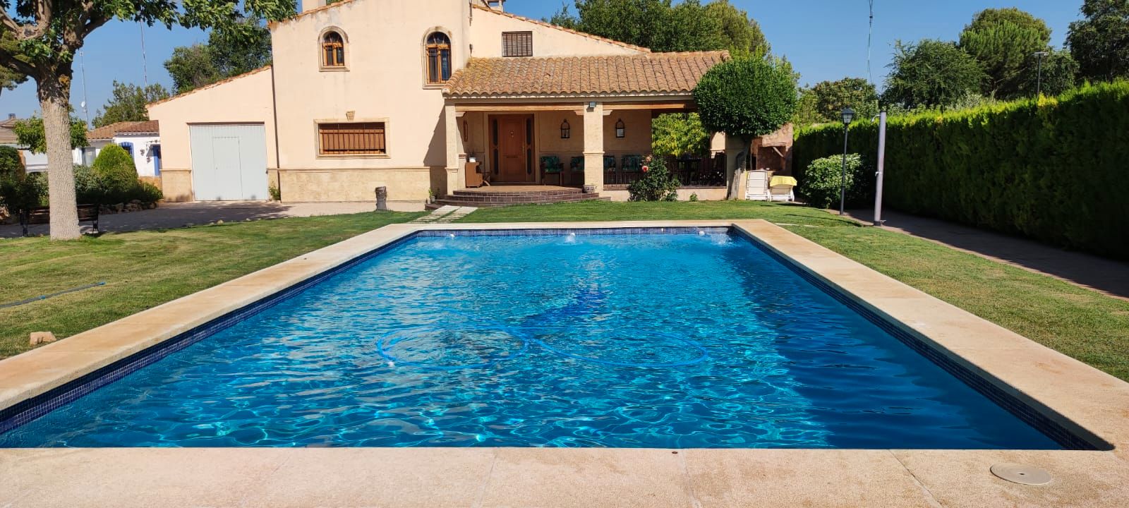 Piscina de Casa o xalet en venda en  Albacete Capital amb Aire condicionat, Calefacció i Jardí privat