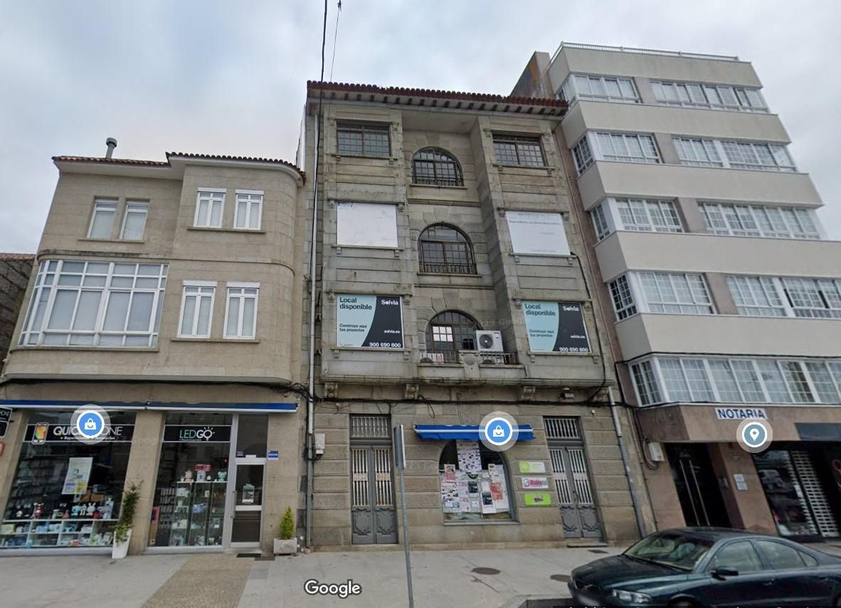 Vista exterior de Edifici en venda en Cambados