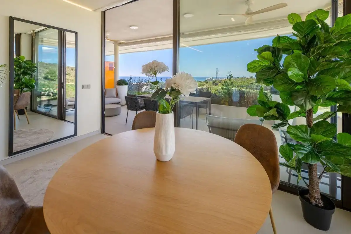Menjador de Apartament de lloguer en Fuengirola amb Aire condicionat, Calefacció i Terrassa
