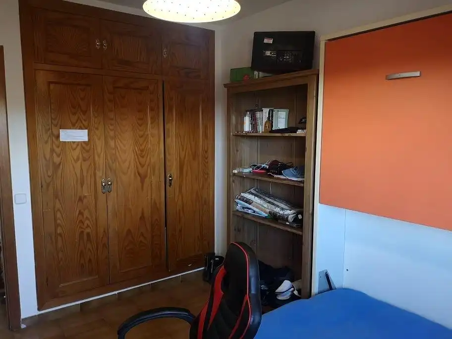 Habitación de Casa adosada en venta en Galapagar con Calefacción, Jardín privado y Terraza