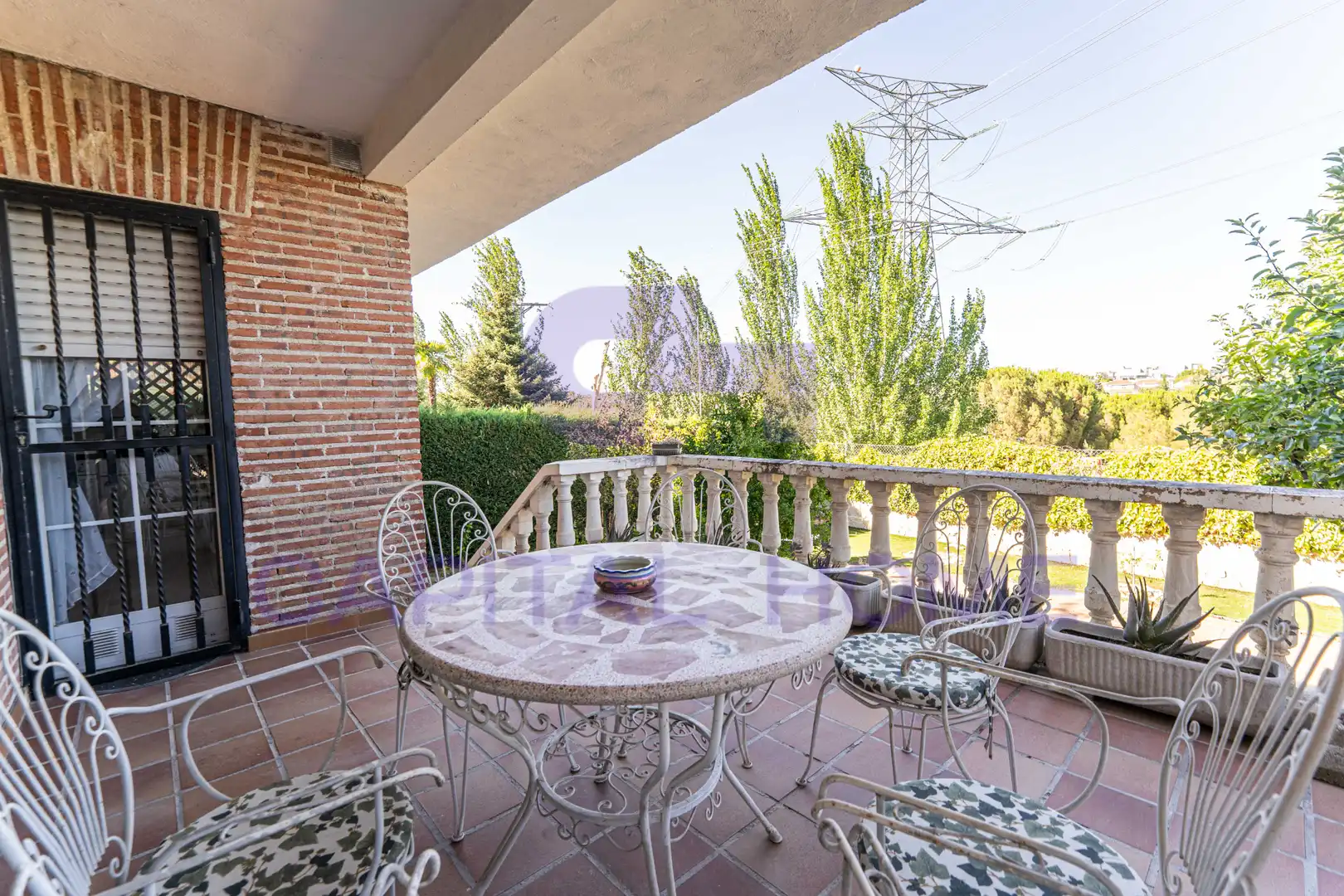 Doppelhaushälfte mit Garten zum Verkauf in Calle del Roble, imagen 60