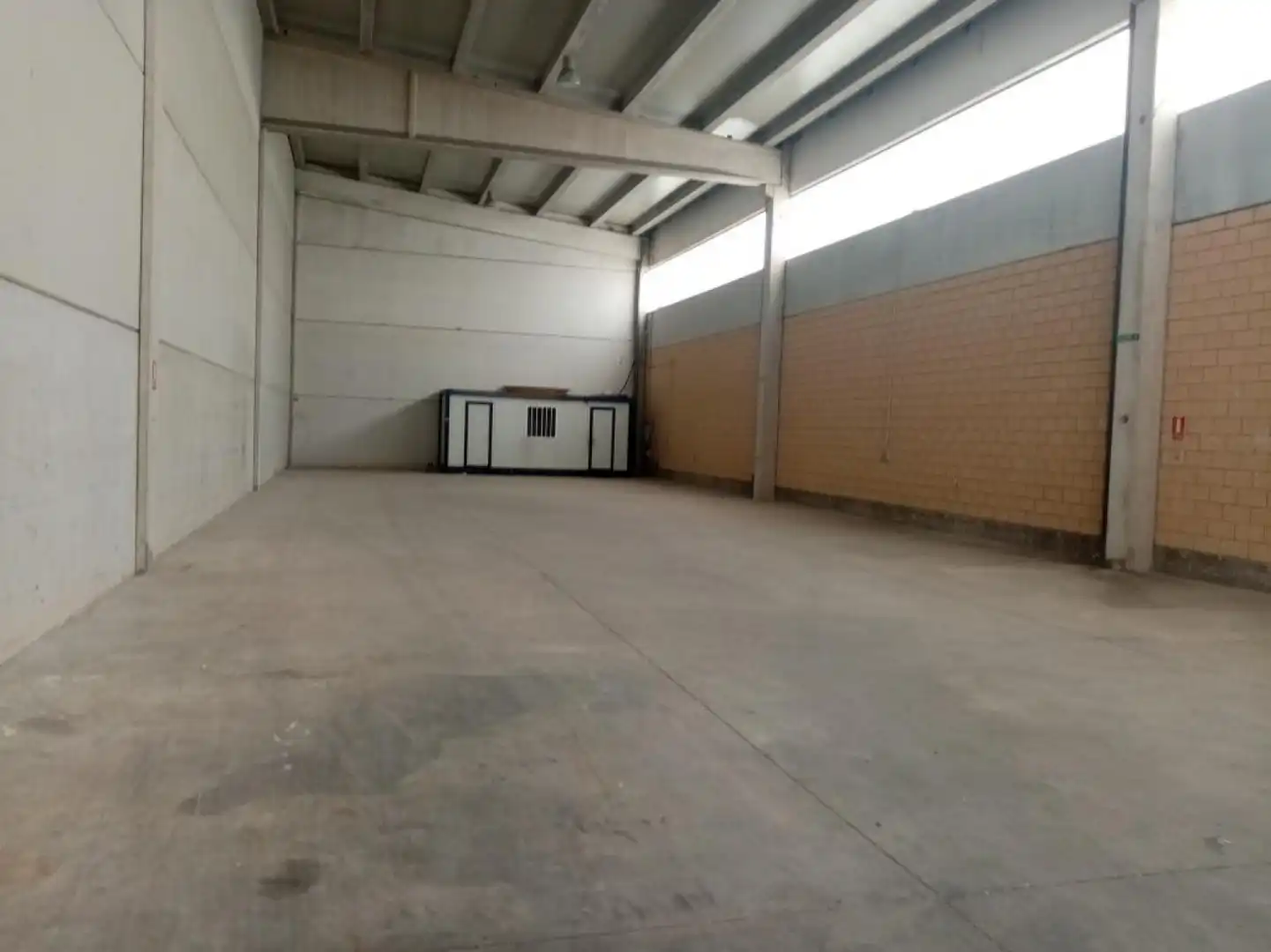 Fabrikhallen zum Verkauf in Laguardia - palomares, Samaniego